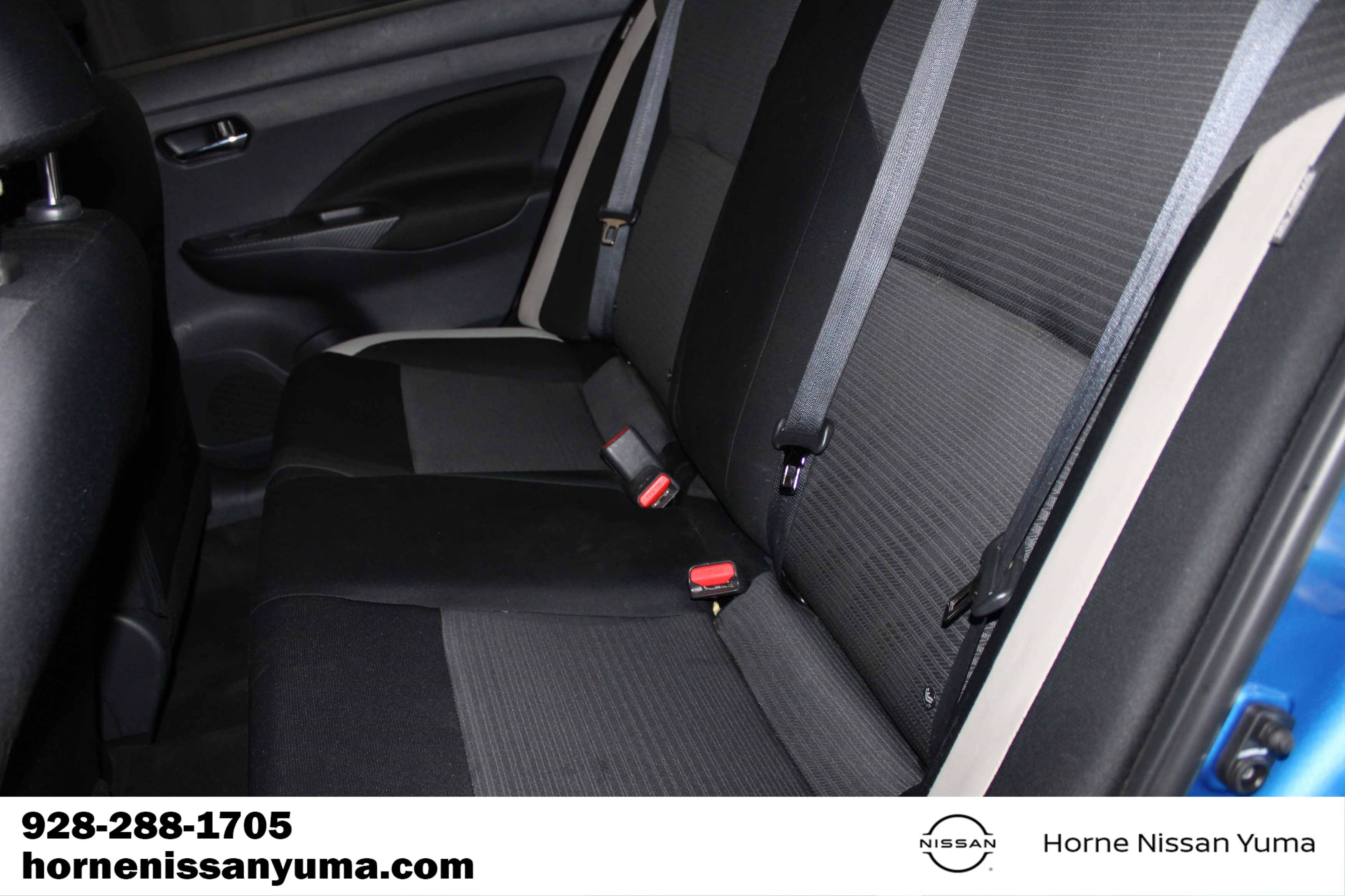 Used 2022 Nissan Versa SV FWD image 10