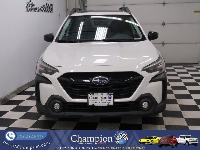 Used 2023 Subaru Outback Onyx Edition AWD/4WD image 2