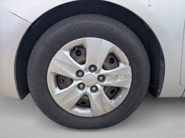 Used 2015 Kia Forte LX w/ Popular Package FWD image 17