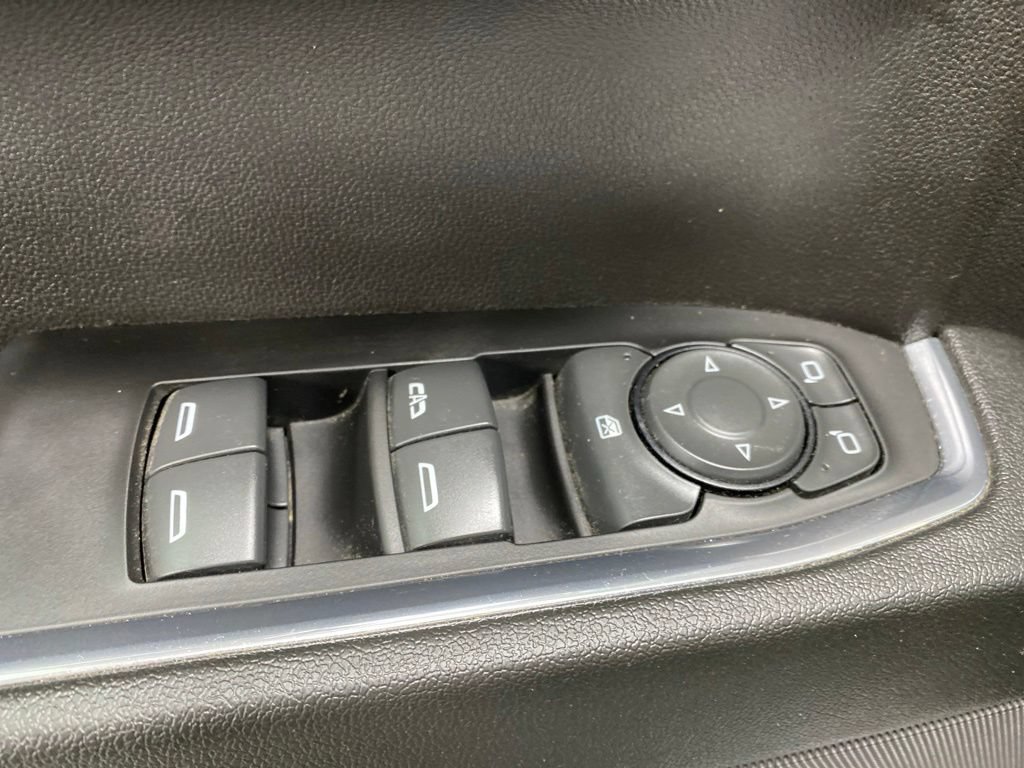 Used 2024 Chevrolet Silverado 1500 LT AWD/4WD image 34