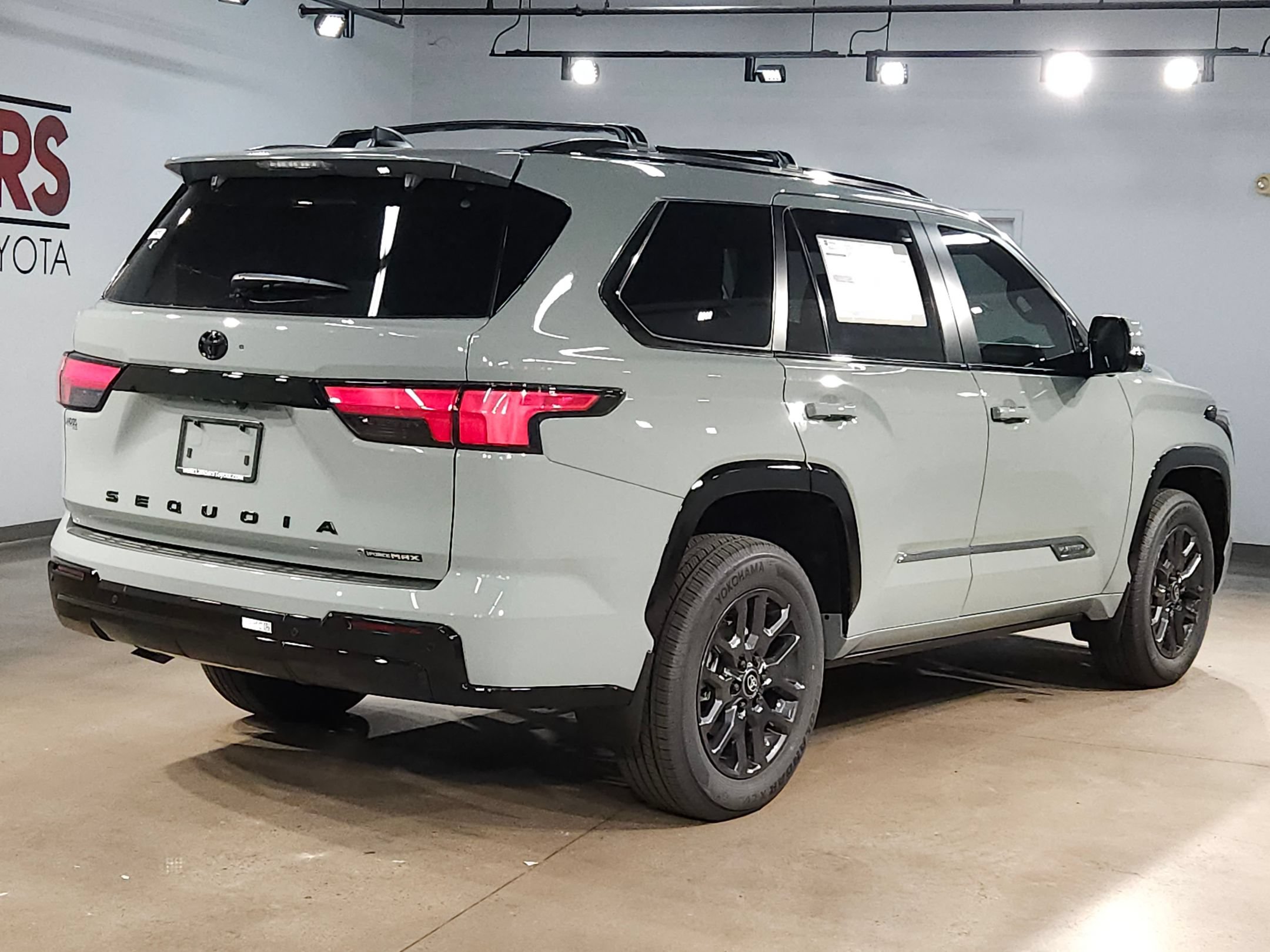 New 2026 Toyota Sequoia Platinum AWD/4WD image 7
