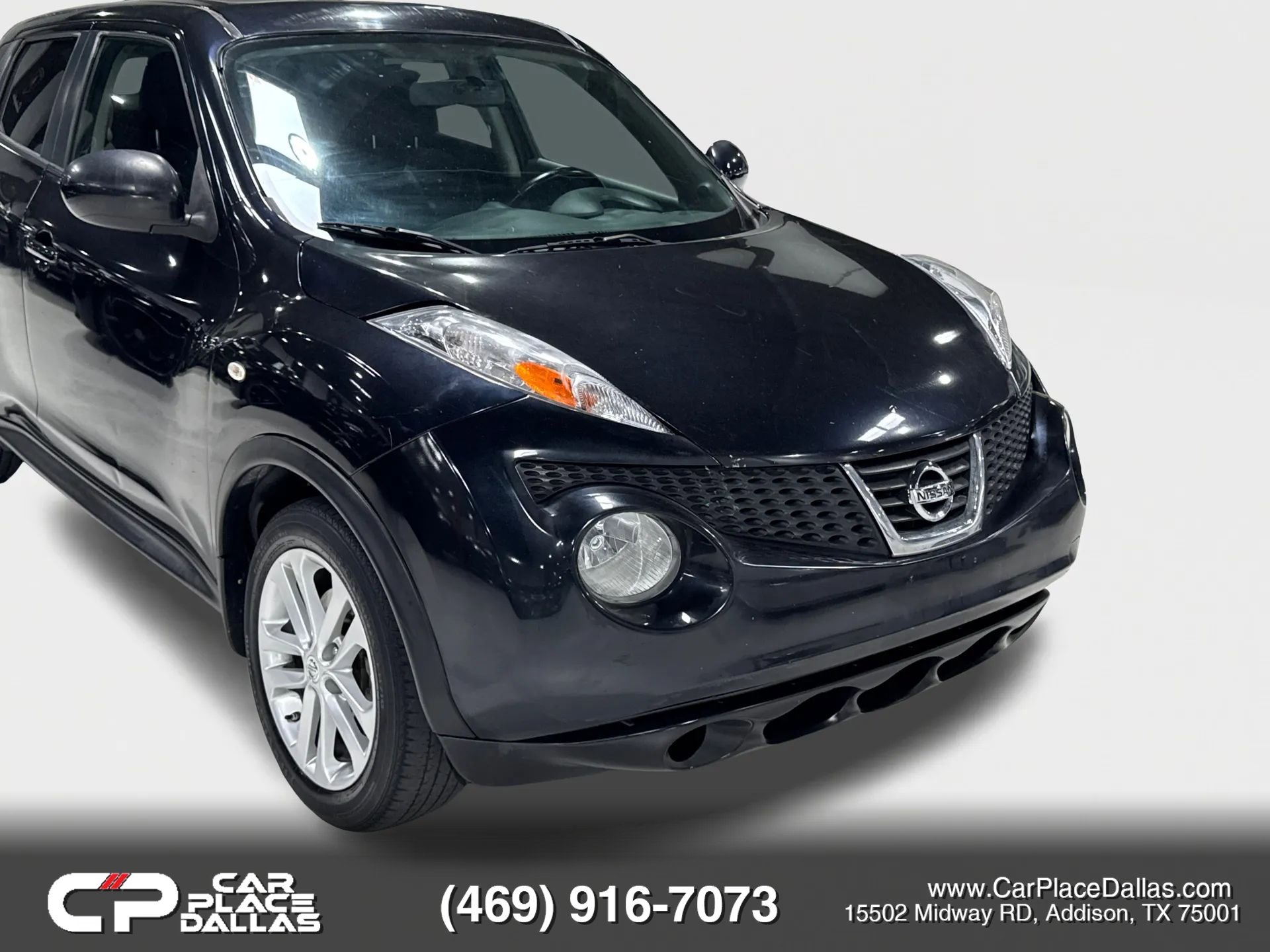 Used 2013 Nissan Juke SV image 3