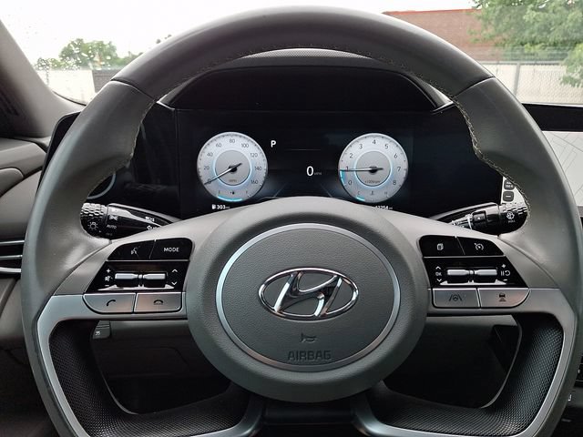 Certified 2023 Hyundai Elantra SEL w/ Convenience Package FWD image 25