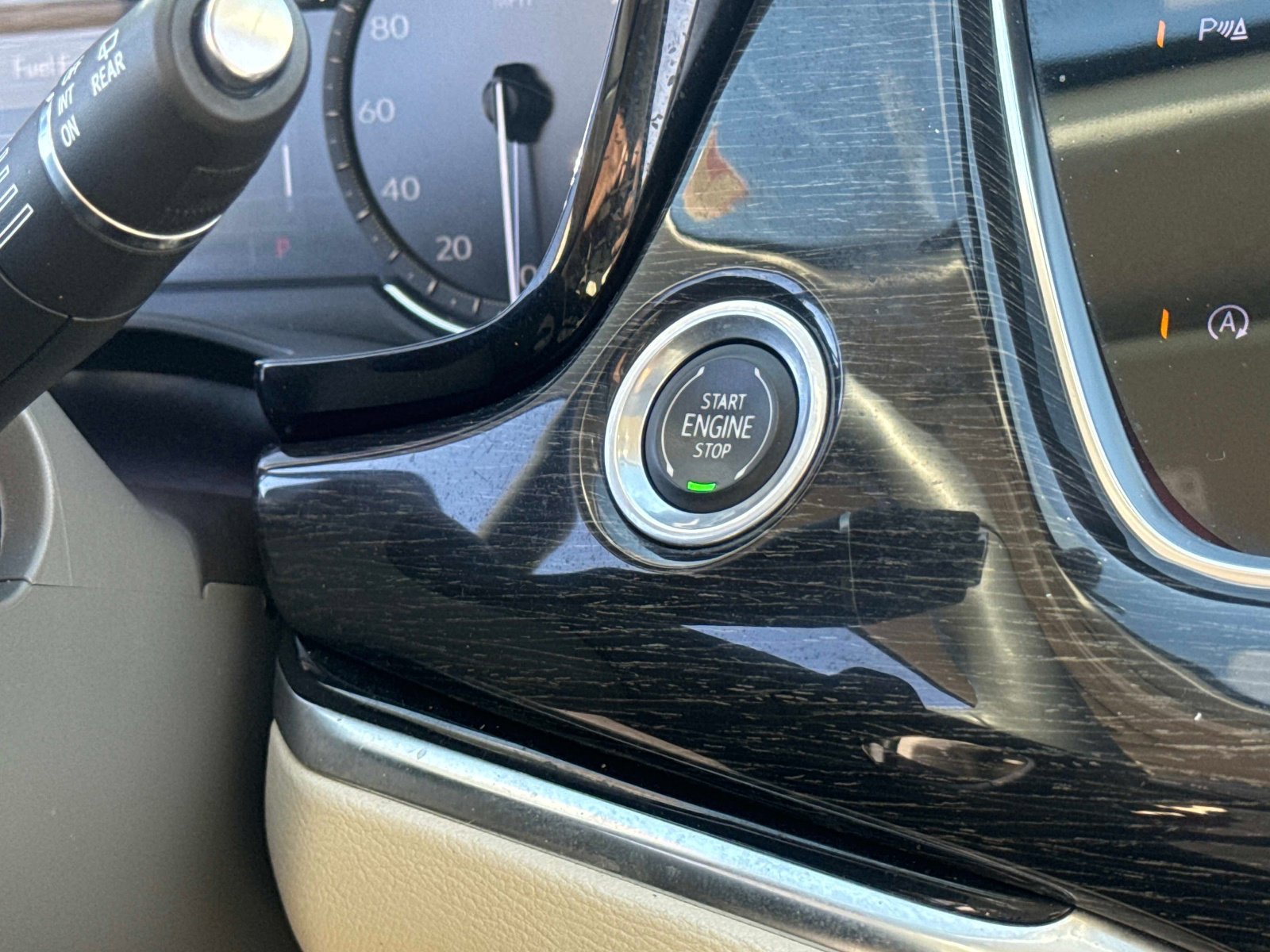 Used 2021 Cadillac XT6 Premium Luxury image 6