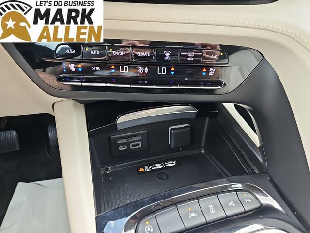 Used 2023 Buick Envision Avenir FWD image 18