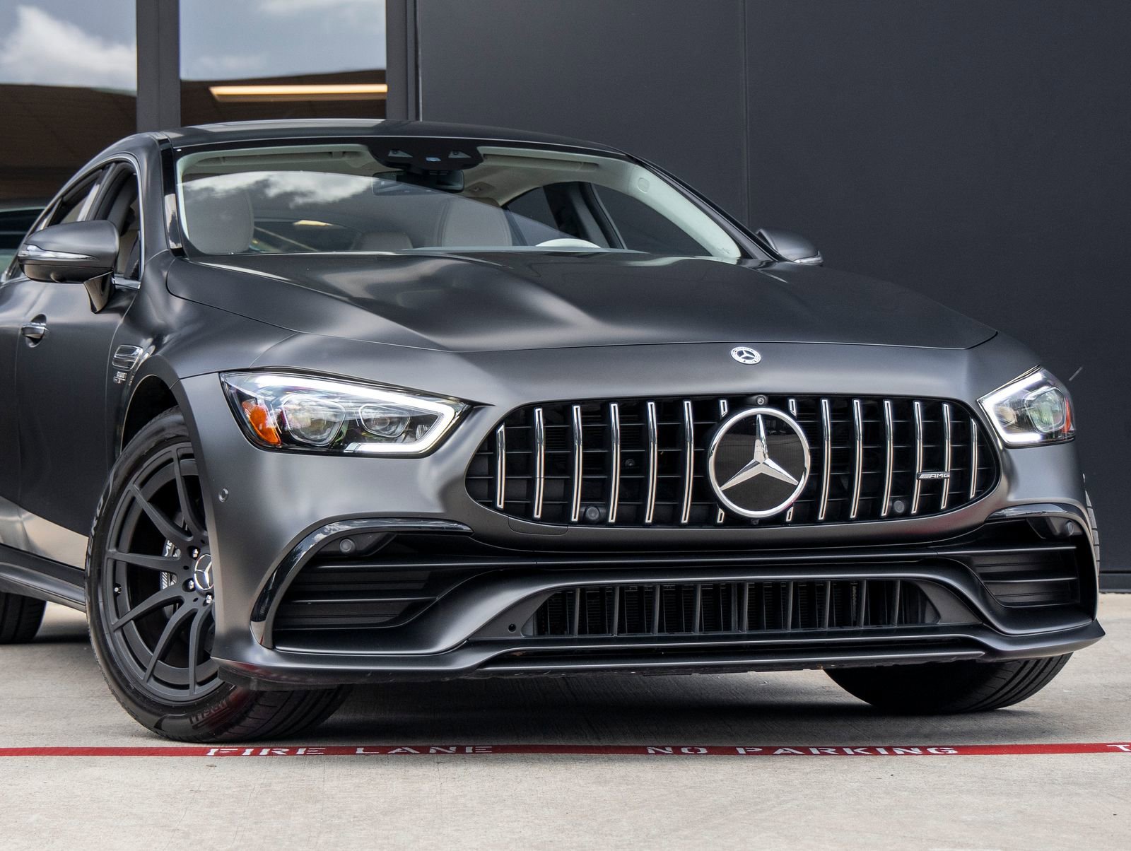 Used 2023 Mercedes-Benz AMG GT 43 image 5