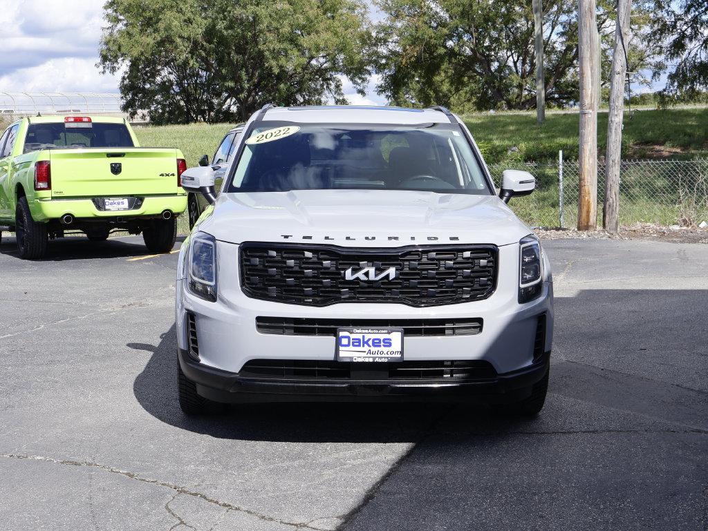 Used 2022 Kia Telluride EX w/ EX Premium Package AWD/4WD image 2