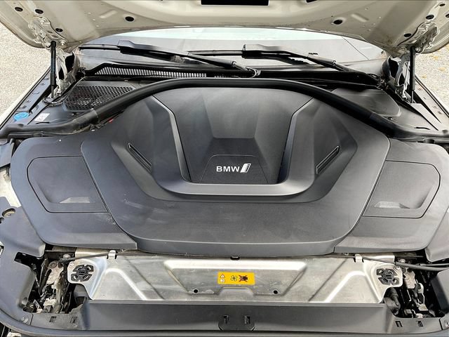 Used 2023 BMW i4 eDrive40 w/ Premium Package RWD image 32