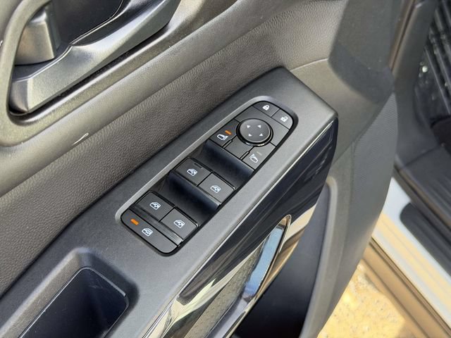 Used 2025 Nissan Pathfinder SV FWD image 18