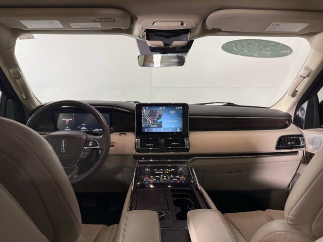 Used 2020 Lincoln Navigator L Reserve w/ Luxury Package AWD/4WD image 26