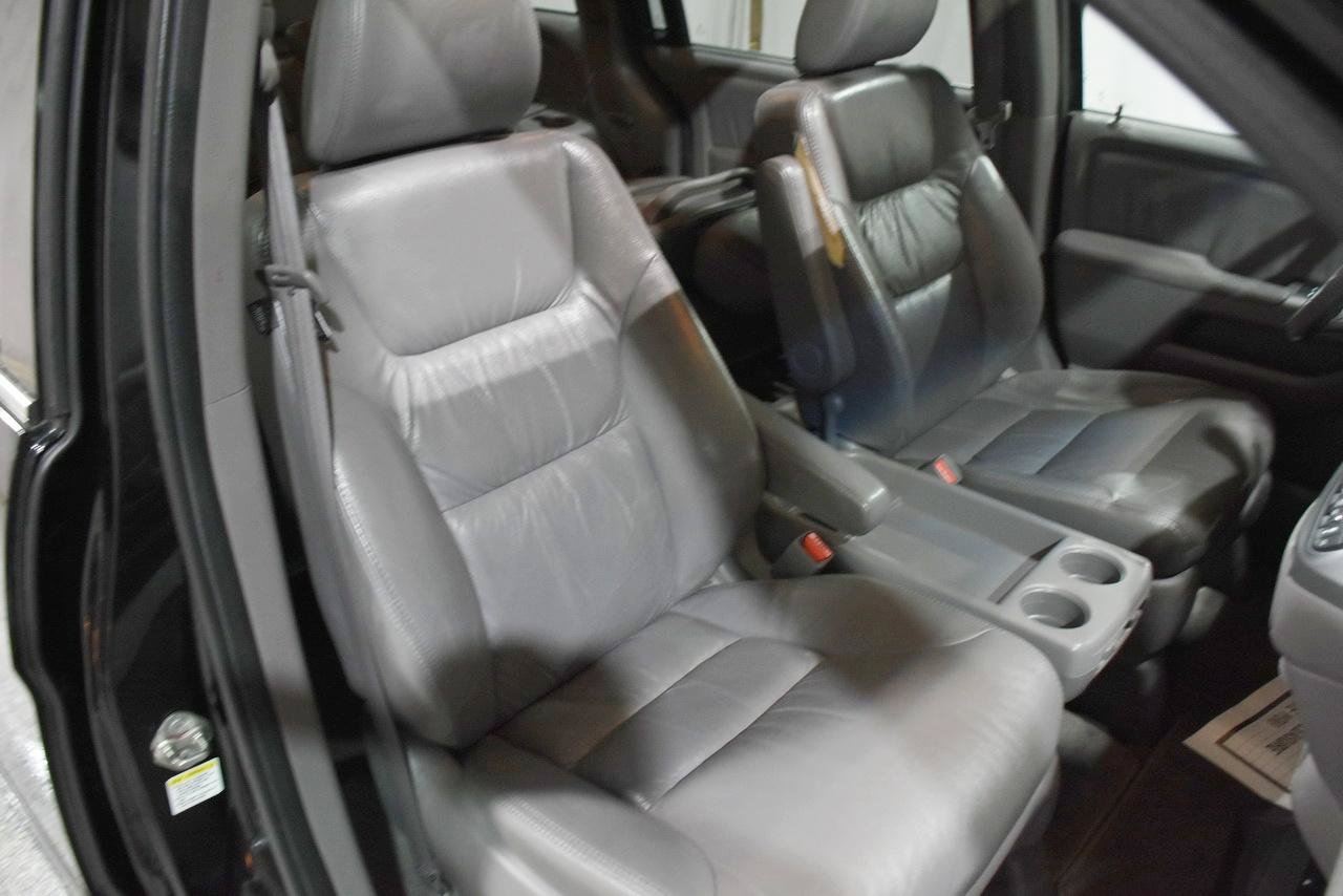 Used 2010 Honda Odyssey EX-L image 18