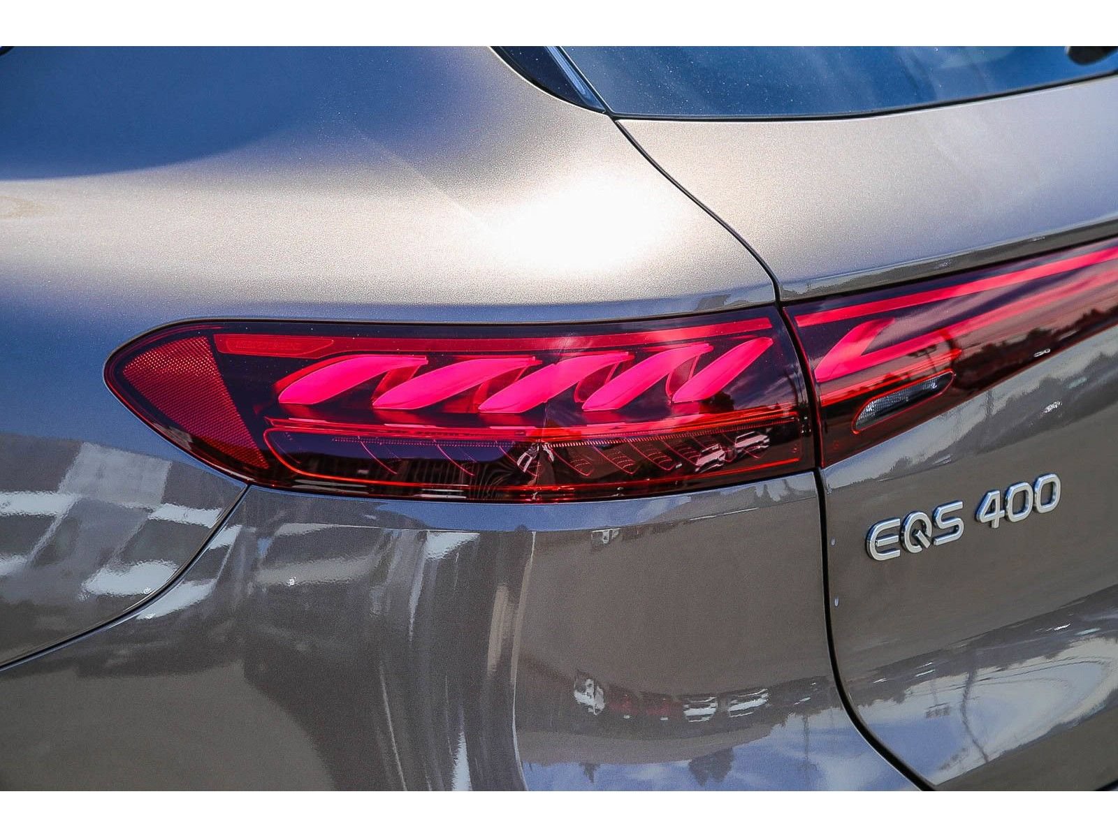 New 2026 Mercedes-Benz EQS 400 4MATIC SUV image 8