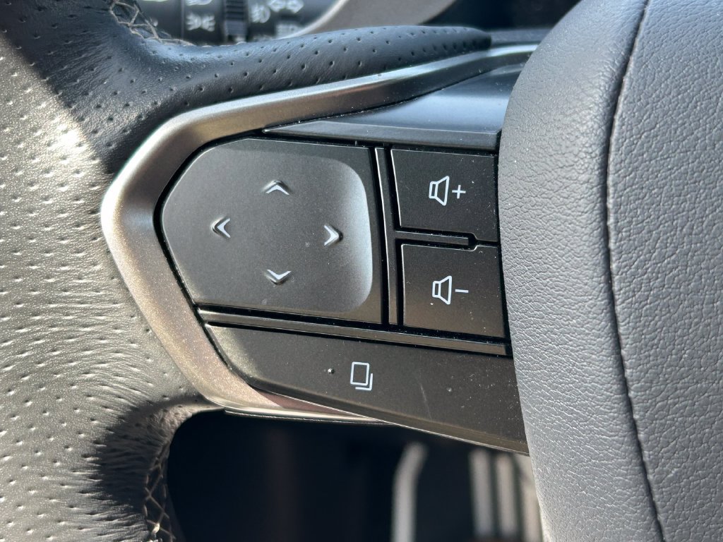 Used 2023 Lexus RX 350 F Sport w/ Accessory Package (Z1) AWD/4WD image 38