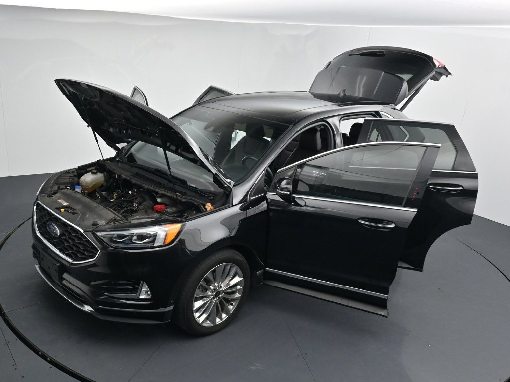 Used 2020 Ford Edge Titanium w/ Equipment Group 301A FWD image 26