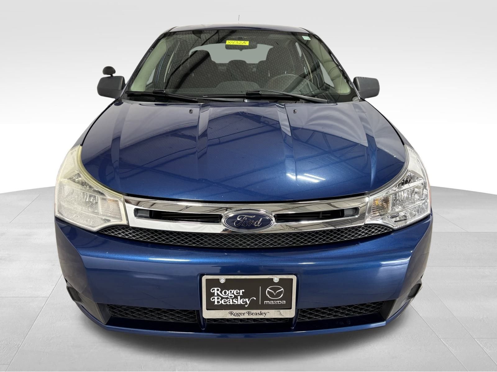 Used 2009 Ford Focus SE image 2