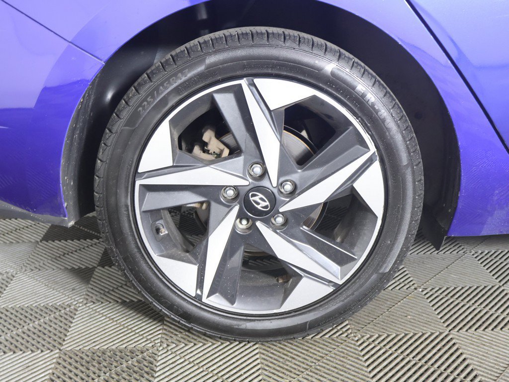 Used 2023 Hyundai Elantra SEL w/ Convenience Package FWD image 21