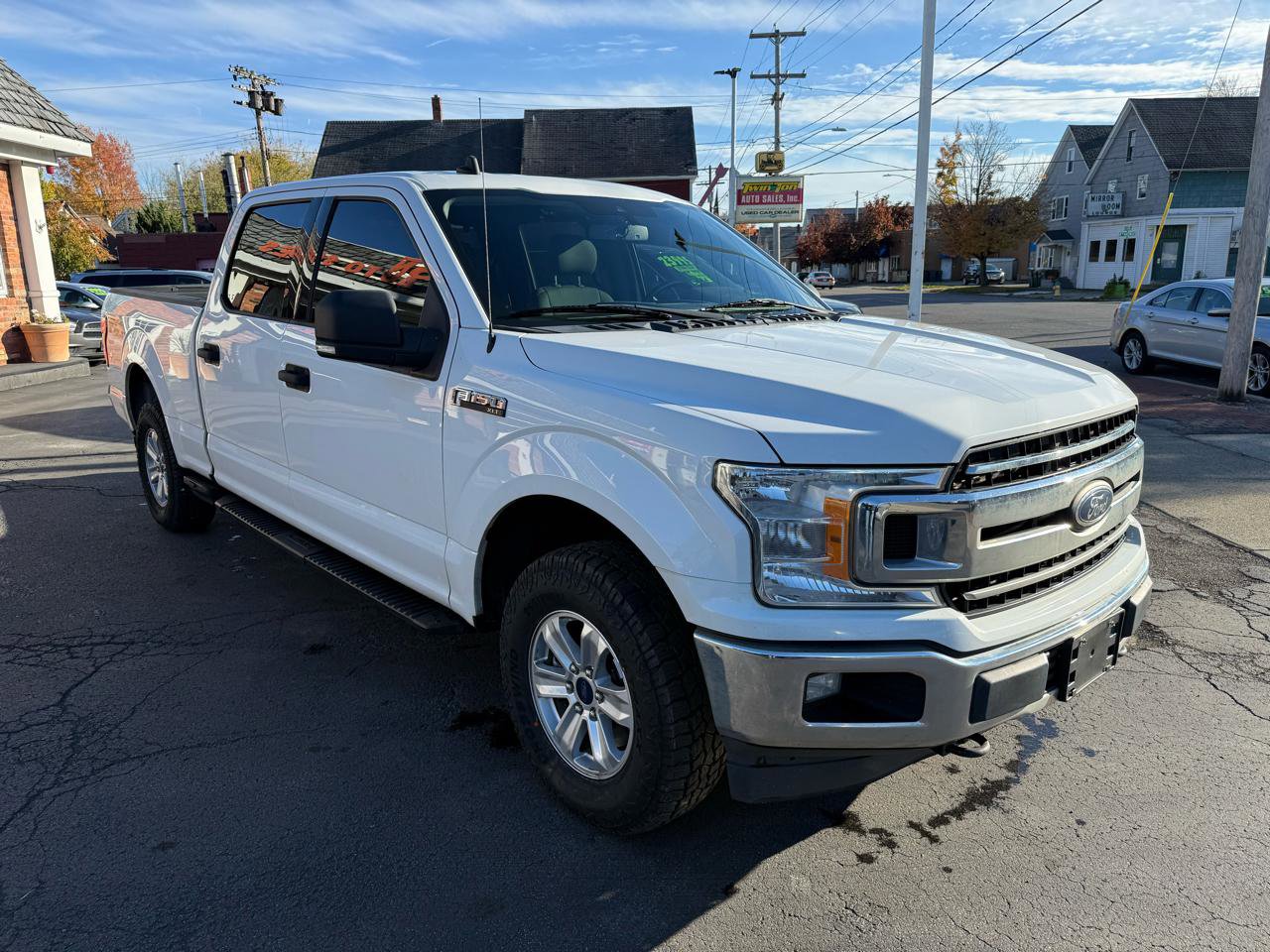 Used 2019 Ford F150 XLT w/ Equipment Group 301A Mid image 3
