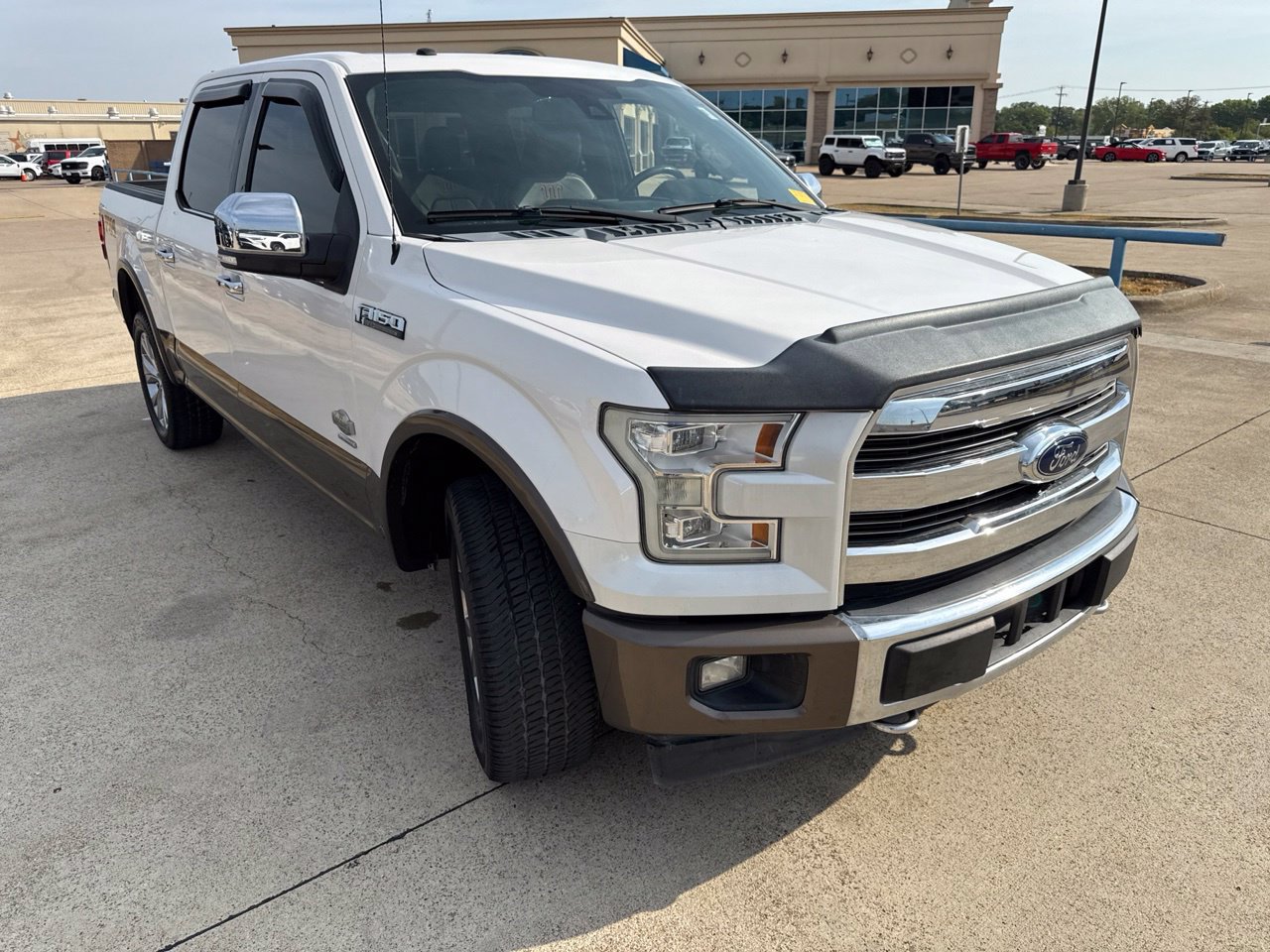Used 2017 Ford F150 King Ranch w/ Equipment Group 601A Luxury AWD/4WD image 18