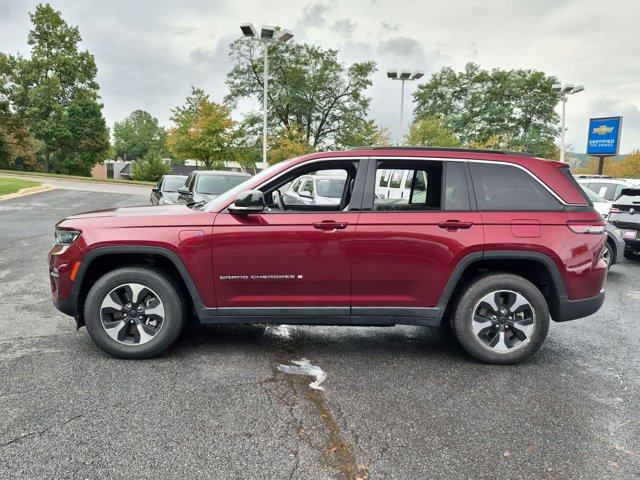 Used 2024 Jeep Grand Cherokee Limited 4xe AWD/4WD image 8