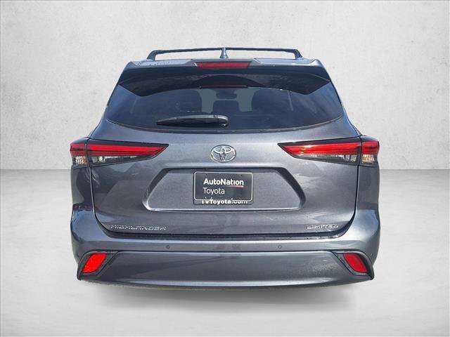 Used 2022 Toyota Highlander Limited image 6