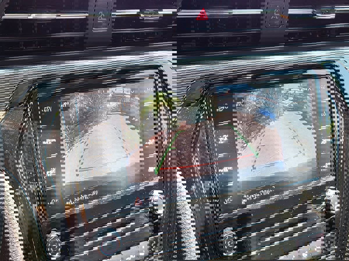 Used 2020 Volkswagen Passat 2.0T R-Line image 38