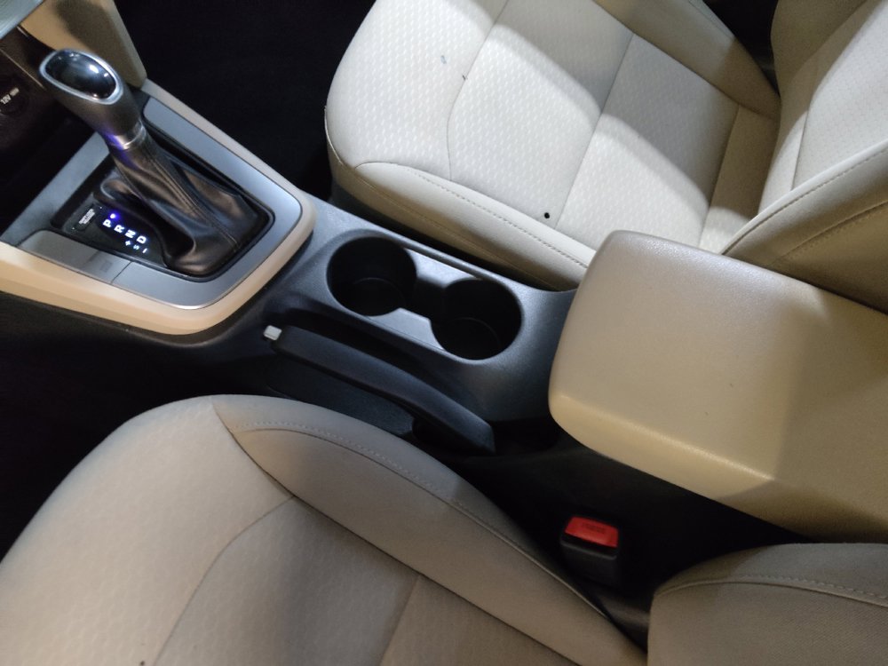 Used 2019 Hyundai Elantra SEL w/ Winter Weather Package FWD image 26