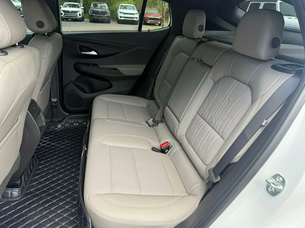 Used 2026 Buick Envista Avenir FWD image 8
