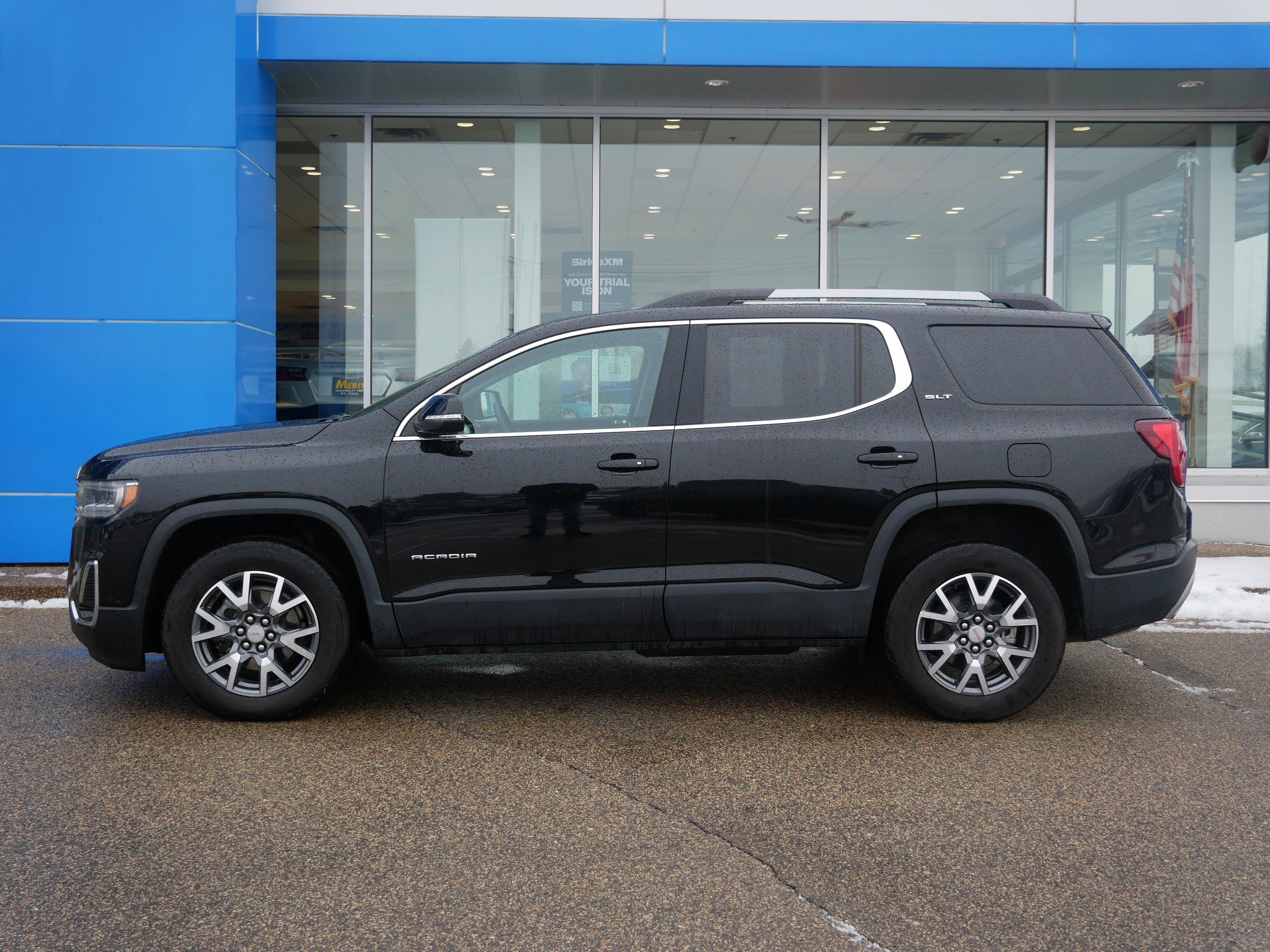 Certified 2023 GMC Acadia SLT w/ Preferred Package AWD/4WD image 5