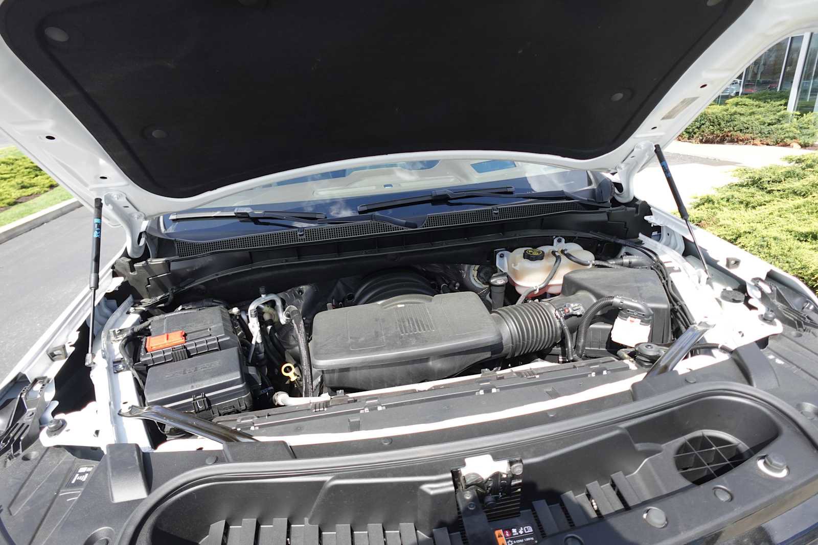 Used 2024 Chevrolet Suburban High Country AWD/4WD image 34