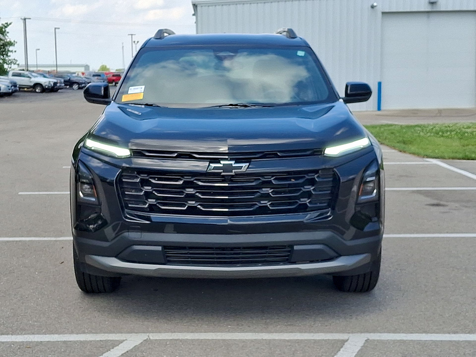 Used 2025 Chevrolet Equinox LT w/ Midnight Edition FWD image 29