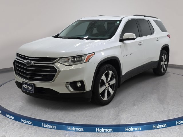Used 2021 Chevrolet Traverse LT w/ LT Premium Package AWD/4WD image 1
