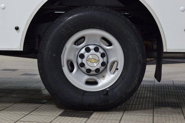 New 2026 Chevrolet Express 3500 w/ Power Convenience Package RWD image 14