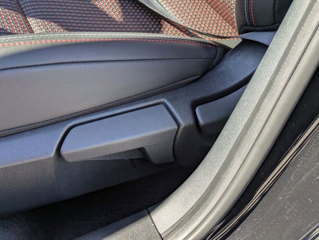 New 2026 Nissan Kicks SR FWD image 16