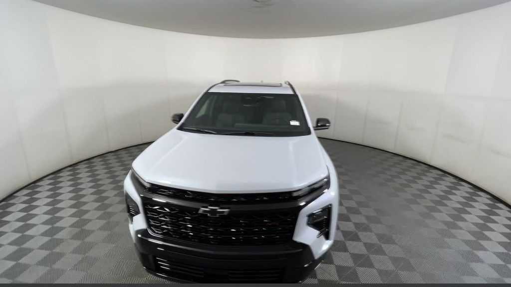 New 2026 Chevrolet Traverse RS w/ LPO, Floor Liner Package image 4
