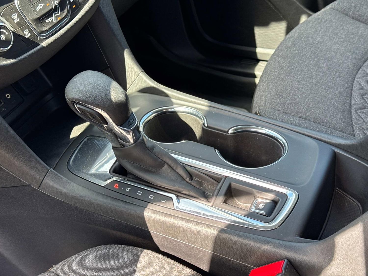 Used 2023 Chevrolet Equinox LT image 26