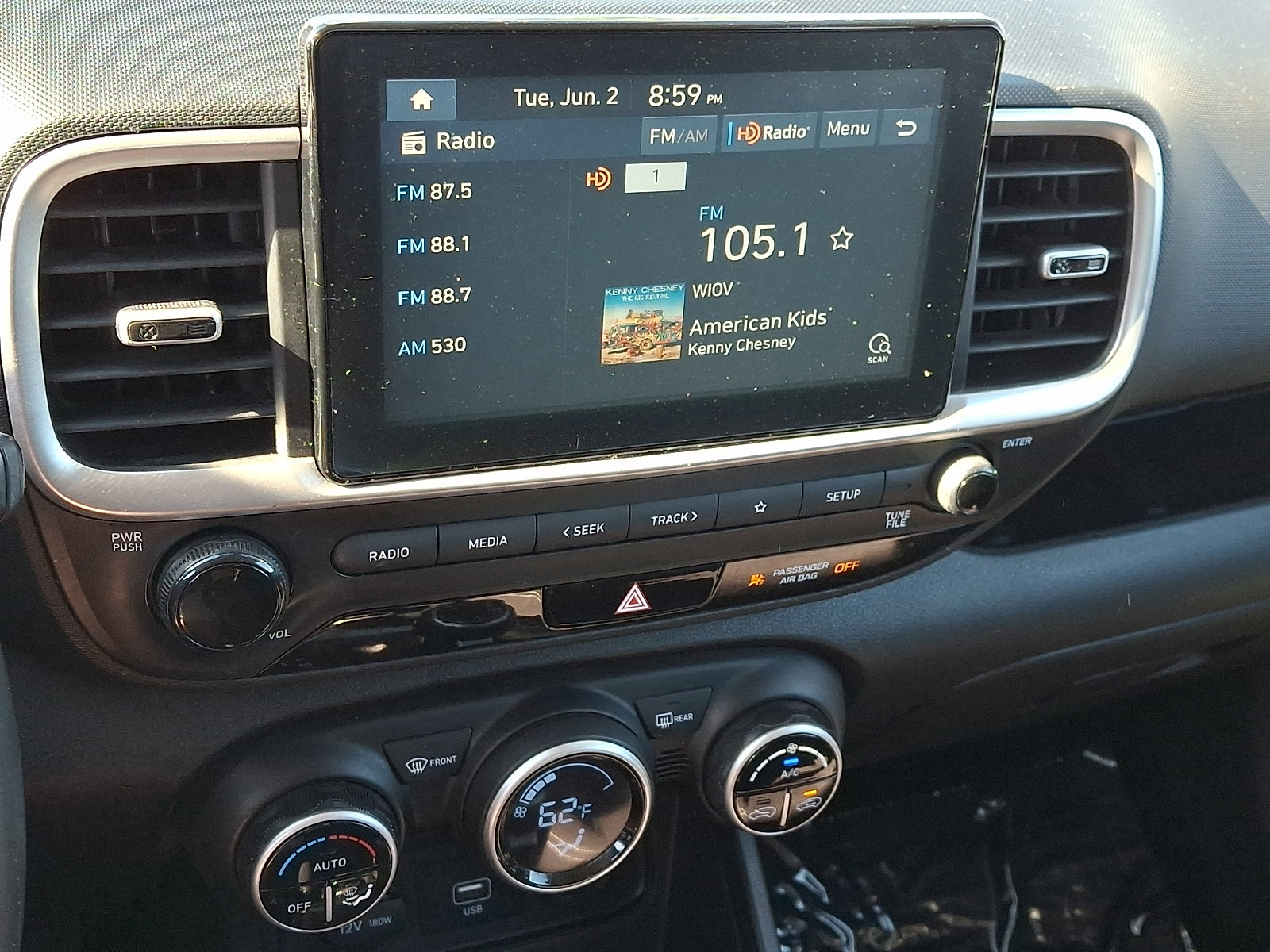 Used 2020 Hyundai Venue SEL w/ Convenience Package FWD image 16