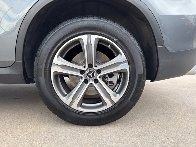 Used 2019 Mercedes-Benz GLC 300 4MATIC image 20