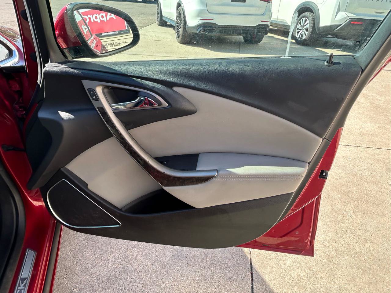 Used 2013 Buick Verano FWD image 16