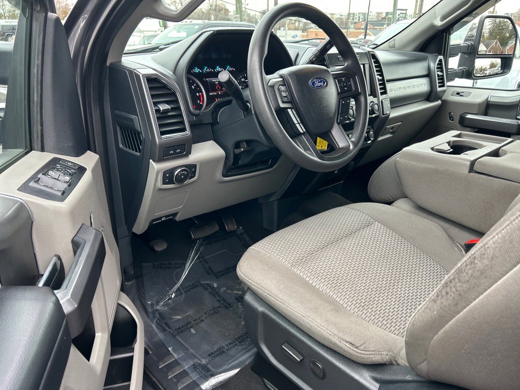 Used 2022 Ford F250 XLT w/ XLT Premium Package image 7