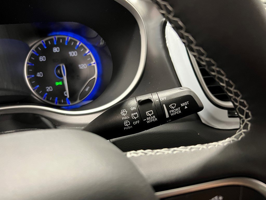 New 2026 Chrysler Voyager LX image 22