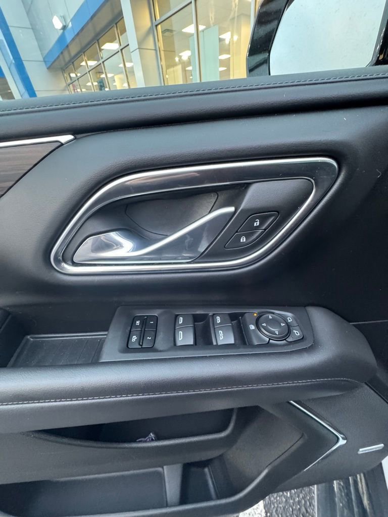 Used 2023 Chevrolet Tahoe LT image 9