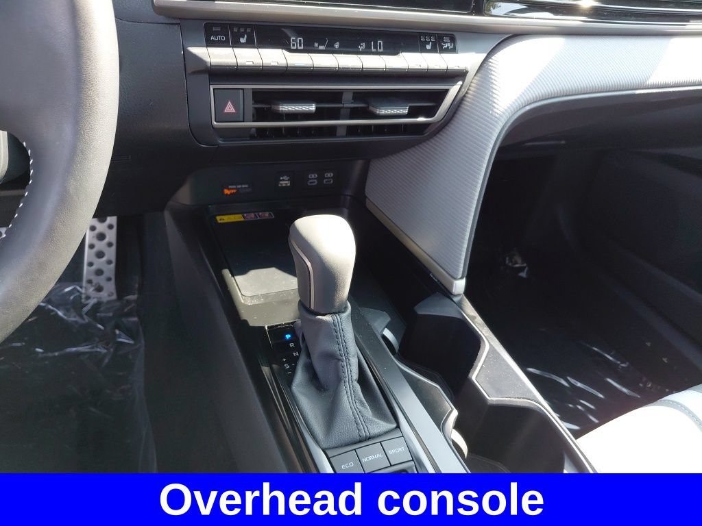 Used 2025 Toyota Camry SE w/ Convenience Package AWD/4WD image 27