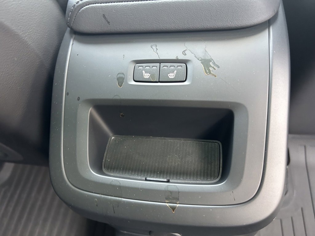 Certified 2024 Volvo XC60 T8 Plus w/ Climate Package image 20