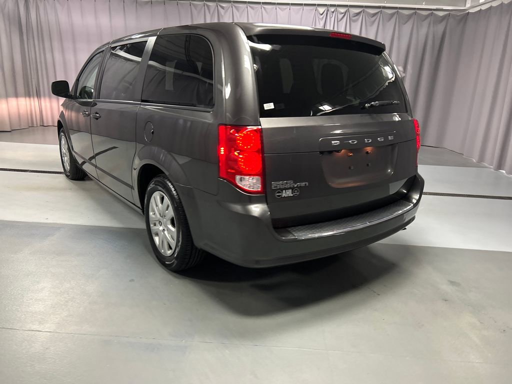 Used 2018 Dodge Grand Caravan SE image 5