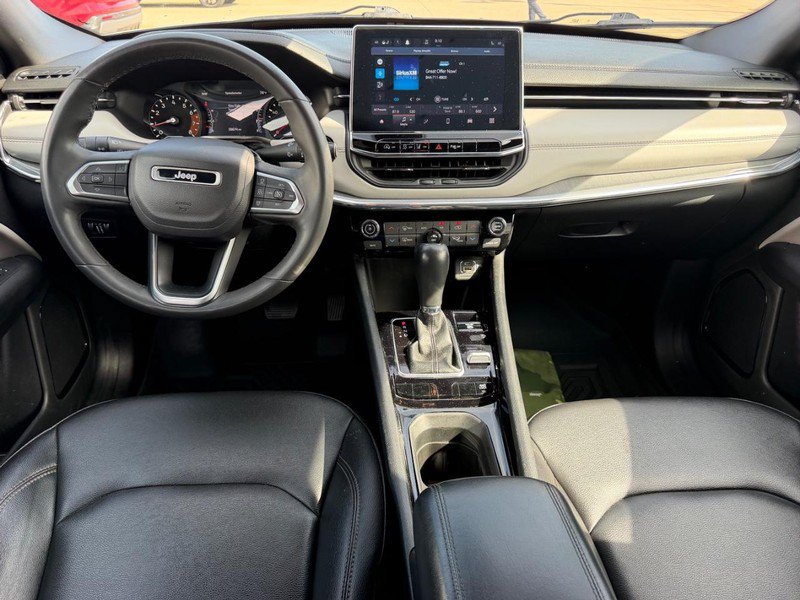 Used 2024 Jeep Compass Limited AWD/4WD image 9