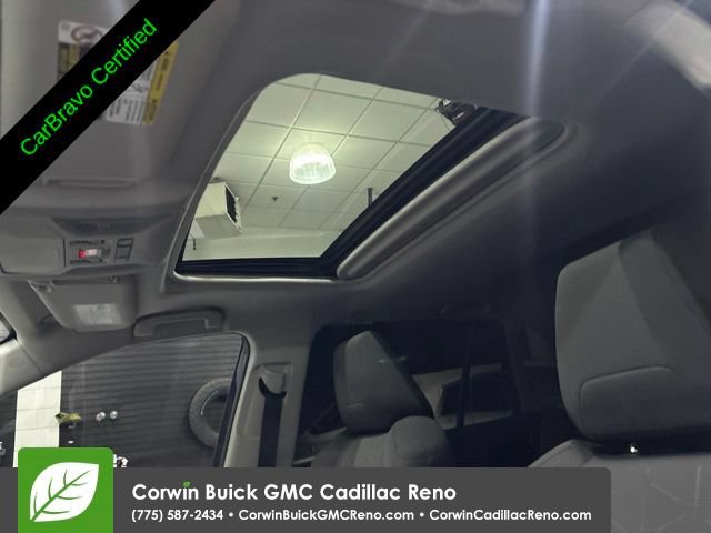 Used 2019 Toyota RAV4 XLE w/ Carpet Mat Package AWD/4WD image 11