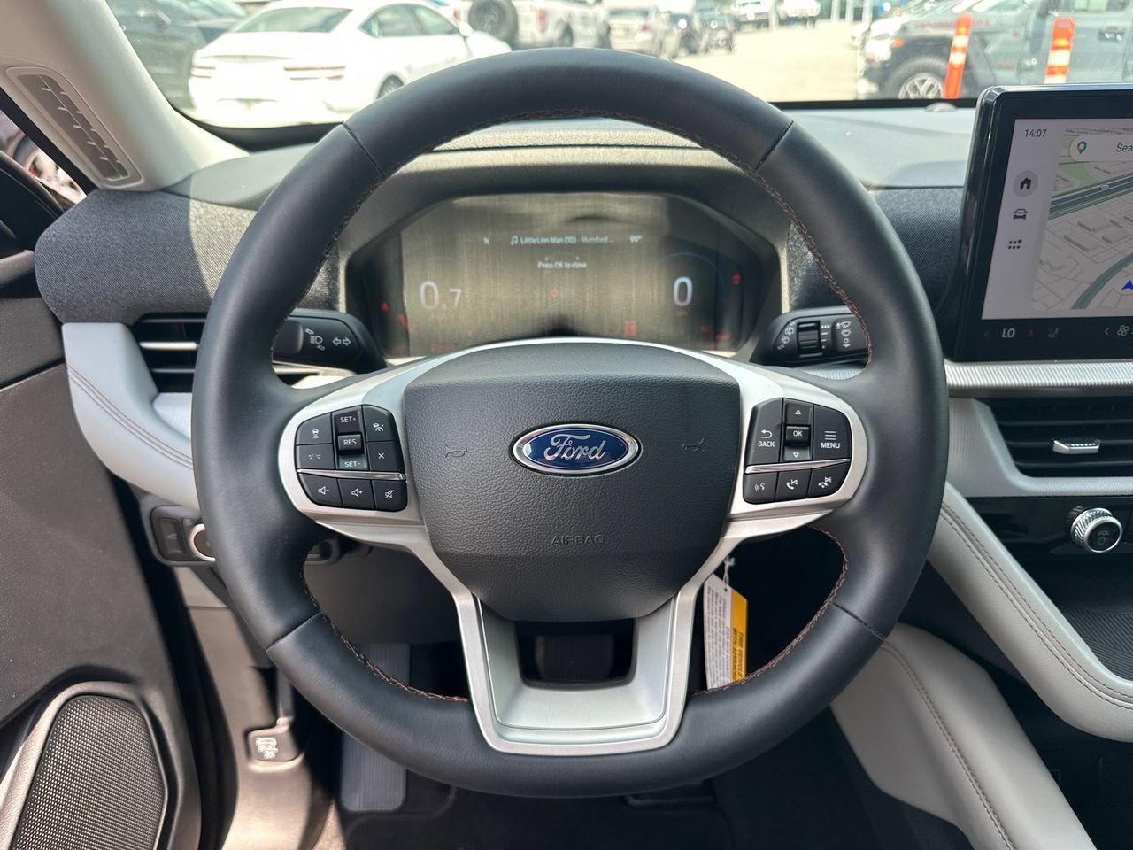 New 2026 Ford Explorer Active w/ Active Comfort Package RWD image 24