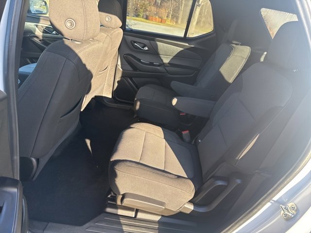Used 2023 Chevrolet Traverse LT image 21
