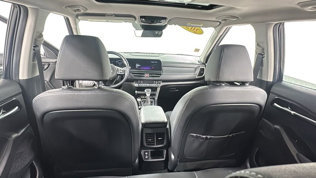 Used 2024 Kia Seltos EX image 17