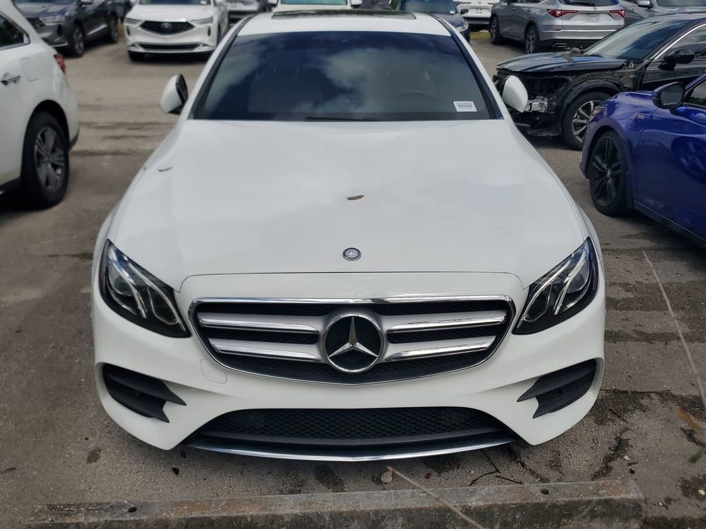 Used 2017 Mercedes-Benz E 300 image 2